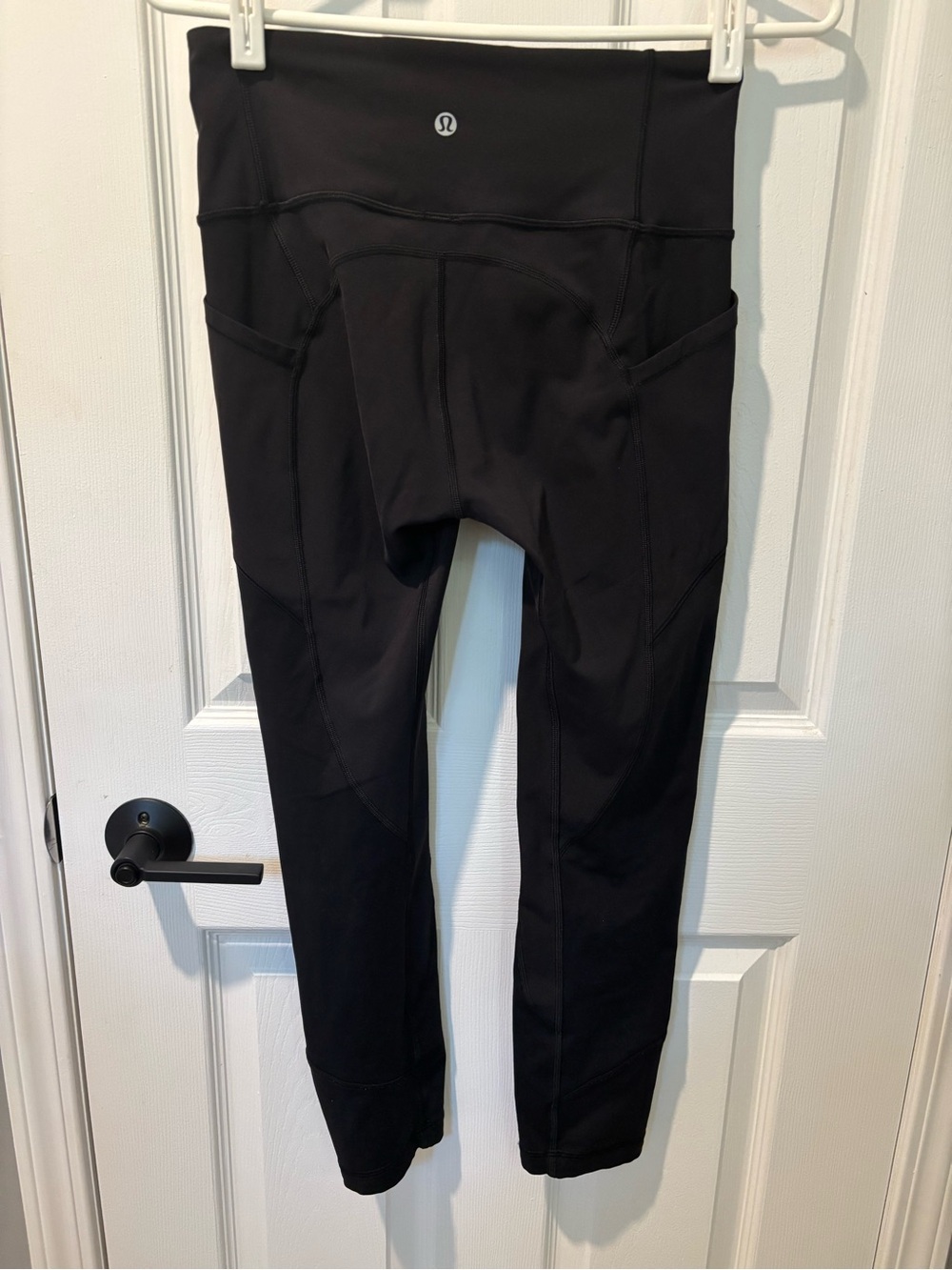 Lululemon All The Right Places Crop II 23” Size 6 Black Tight Leggings - Picture 9 of 11